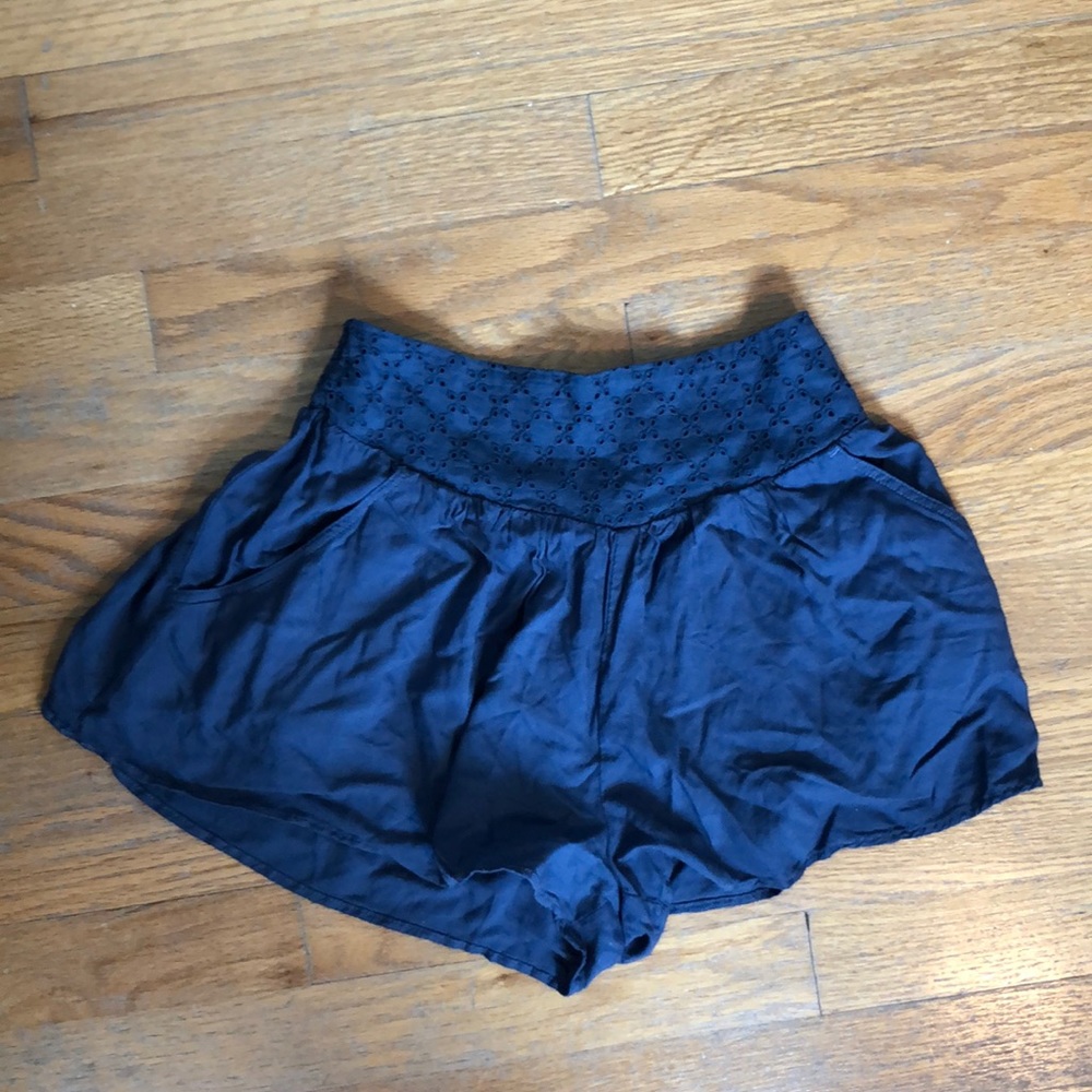 Flowy shorts